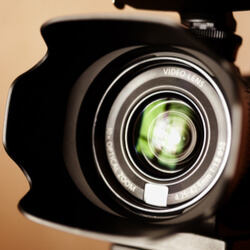 tw-leads_video_marketing_camera_lens-w250h250
