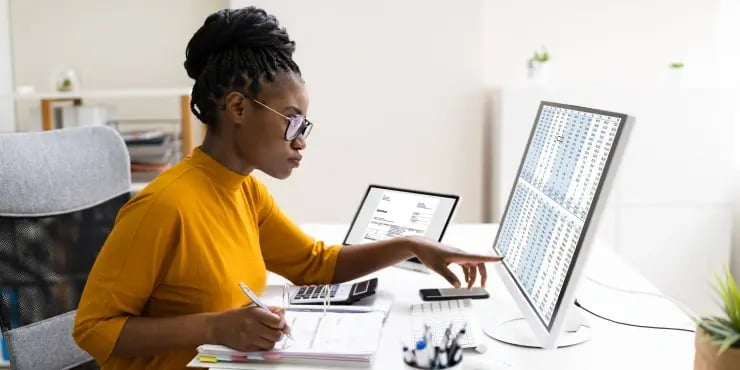 woman auditing website