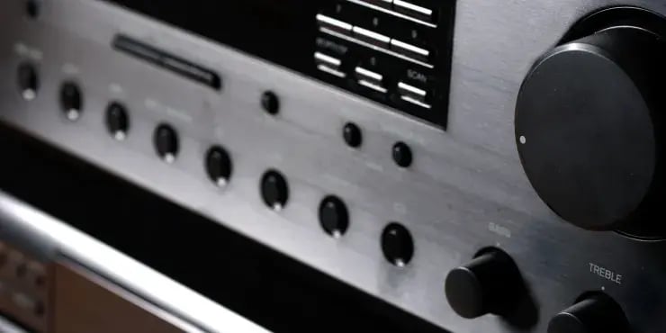 feat-expensive-electronics-w740h370